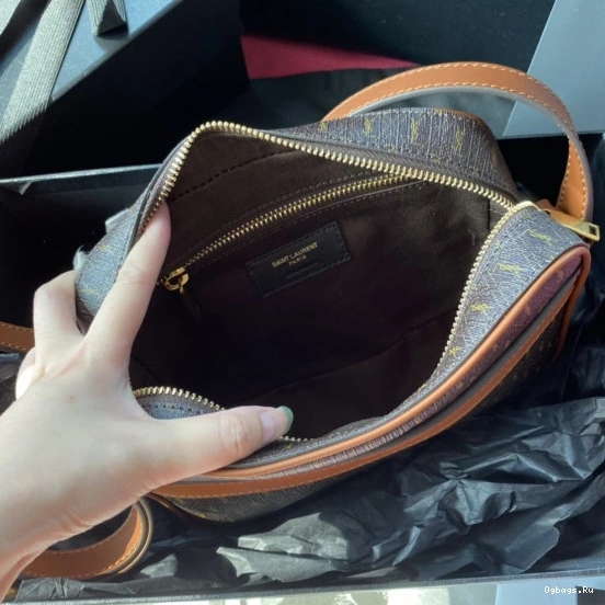 LE CAMERA YSL BAG MONOGRAMME 0819